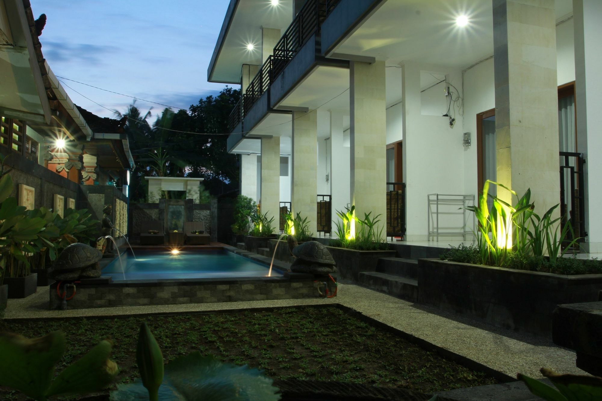 D'Gaduh Suite Kuta Kuta  Exterior photo